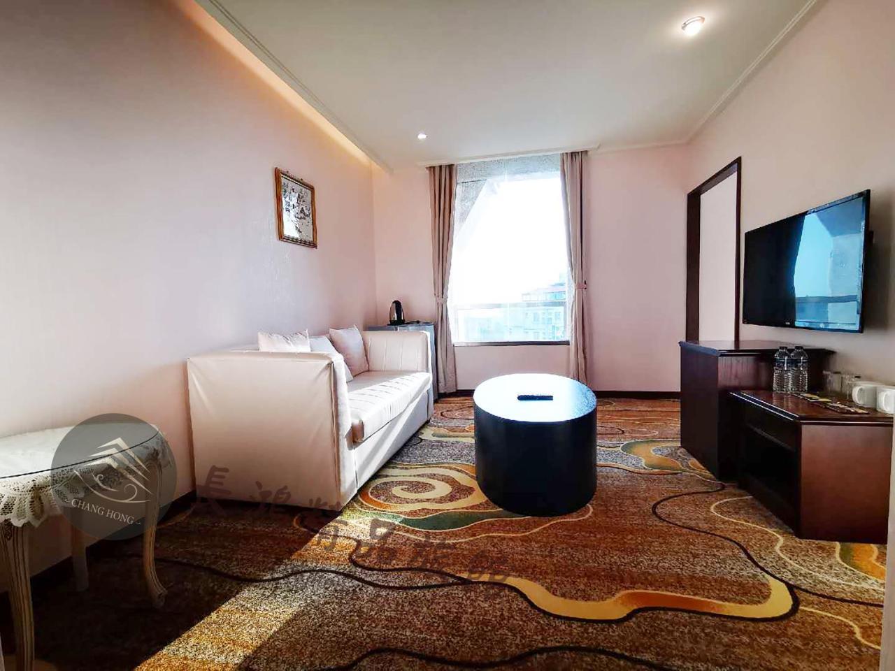Chang Hong Hotel Jinning Экстерьер фото
