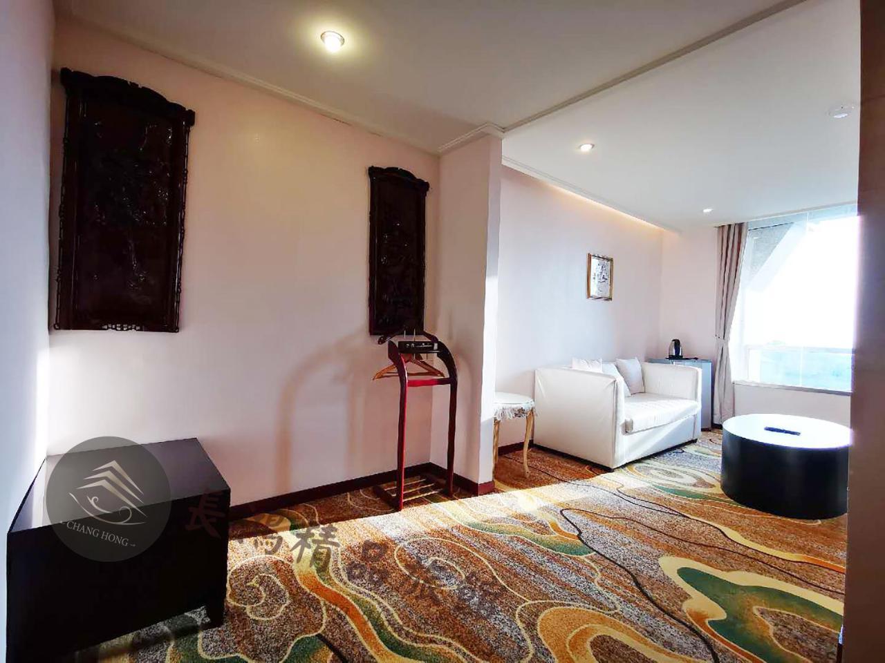 Chang Hong Hotel Jinning Экстерьер фото